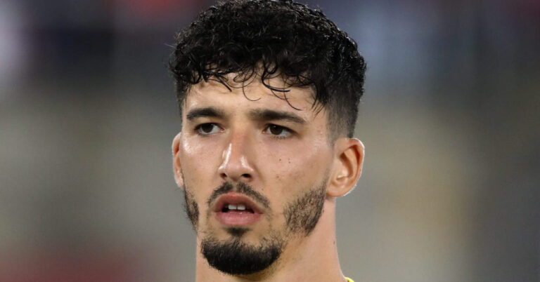 Manchester United empresta mais um goleiro; Bayindir é emprestado ao Celta de Vigo