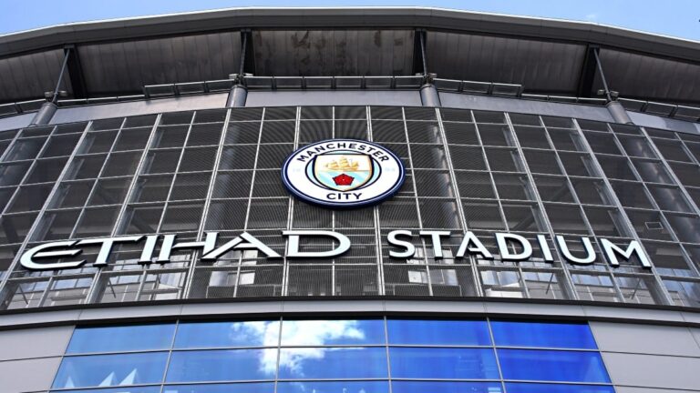 Man City x Sunderland ao vivo: equipes confirmadas e escalação da Premier League — onde assistir na Noruega (TV/stream), Maresca faz 10 alterações