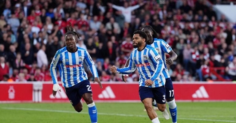 Nottingham Forest 0-1 Coventry: Sky Blues conquistam primeira vitória na Premier League após 25 anos