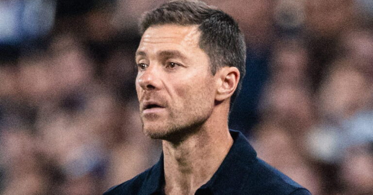 Chelsea: Alonso não fixa prazo para o retorno de James; relatos apontam afastamento de três meses na Premier League